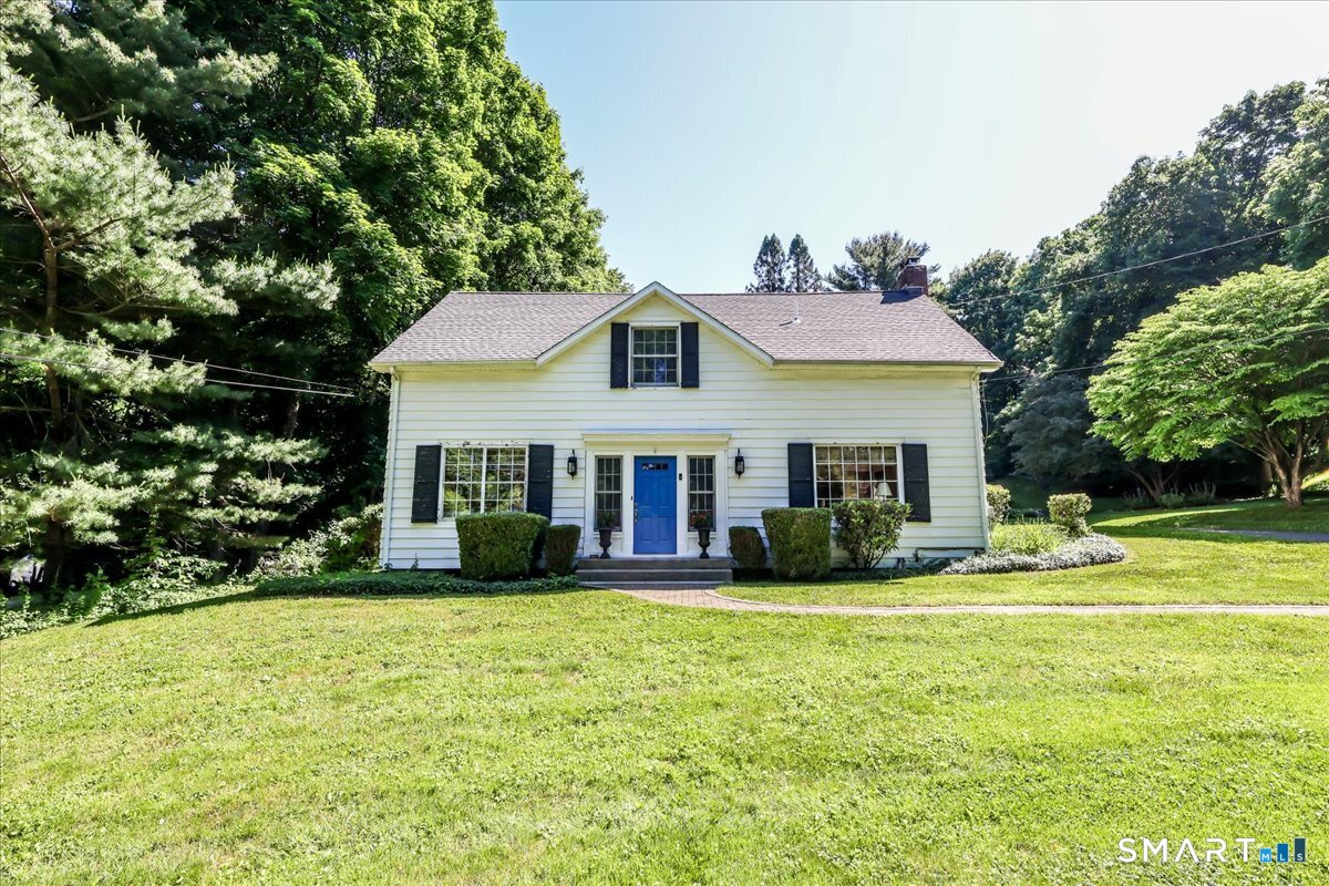 203 Whisconier Road Brookfield, CT 06804 - Photo 3 of 40
