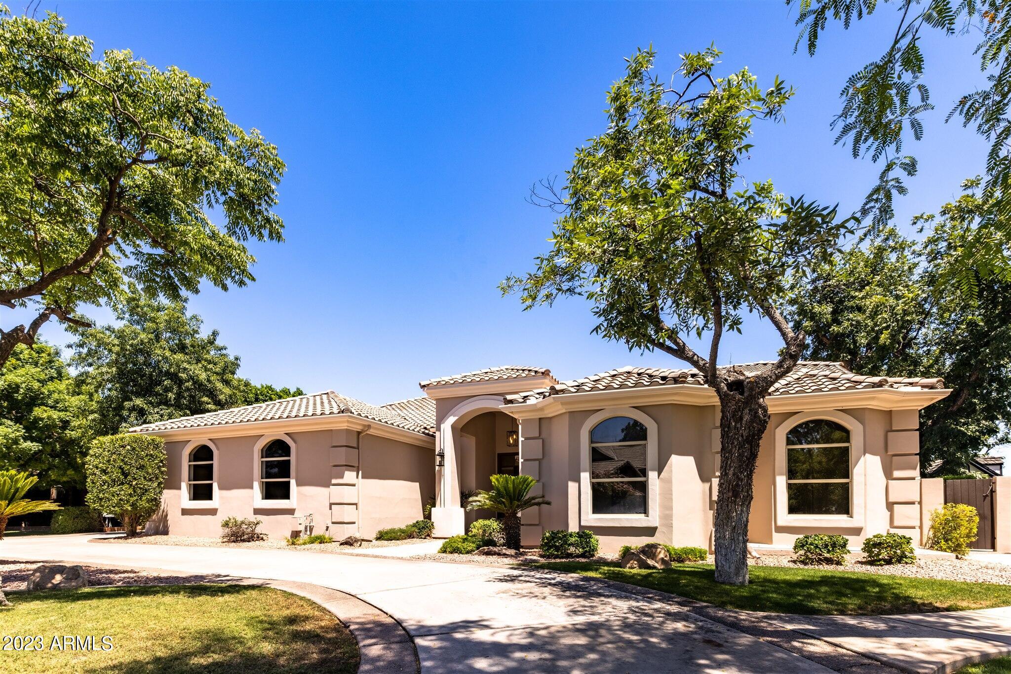 155 North Riata Street Gilbert, AZ 85234 - Photo 2 of 63 Circle Drive