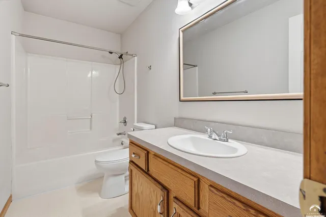 $310,000 | 2537 Stowe Drive, Lawrence, KS 66049