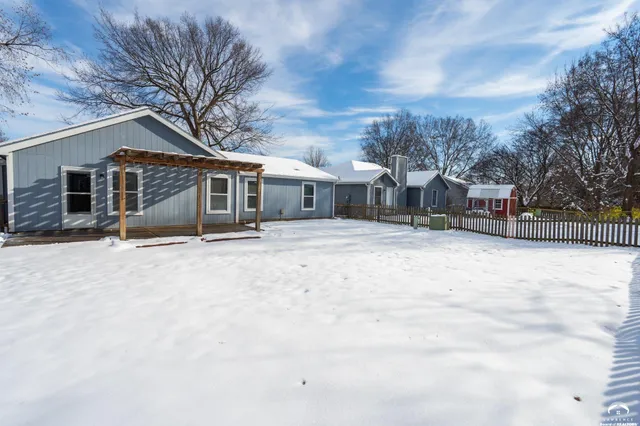 $310,000 | 2537 Stowe Drive, Lawrence, KS 66049