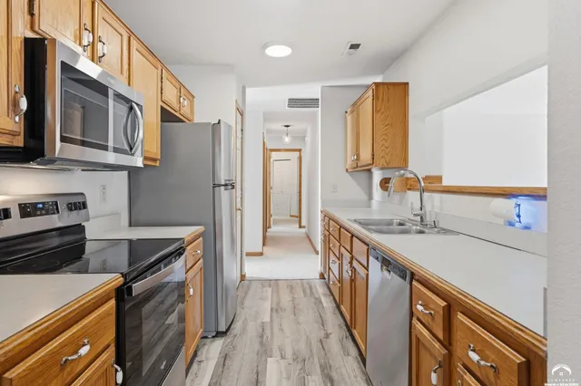 $310,000 | 2537 Stowe Drive, Lawrence, KS 66049