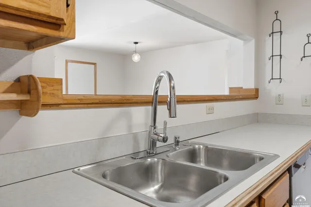 $310,000 | 2537 Stowe Drive, Lawrence, KS 66049