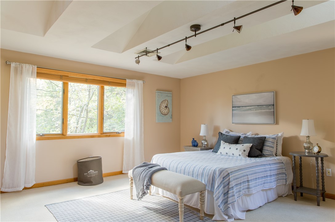 2340 Middle Road East Greenwich, RI 02818 - Photo 27 of 37 Gallery Image 27