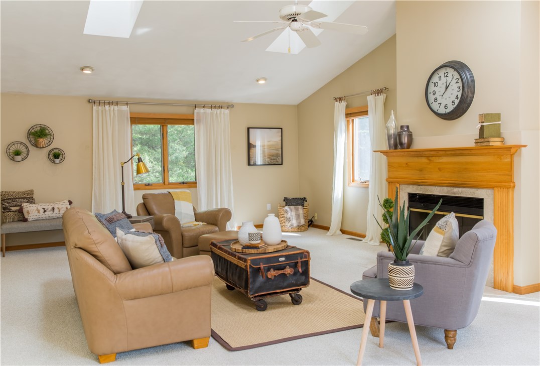 2340 Middle Road East Greenwich, RI 02818 - Photo 5 of 37 Gallery Image 5