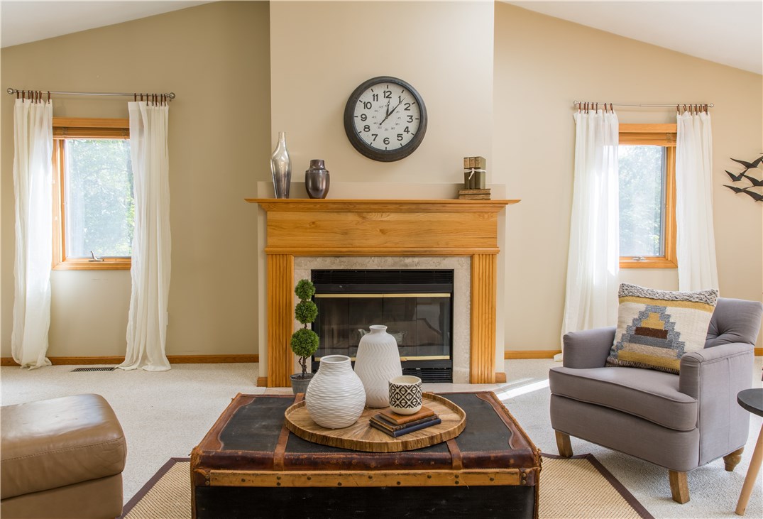 2340 Middle Road East Greenwich, RI 02818 - Photo 6 of 37 Gallery Image 6