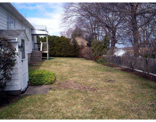 78 Gardiner Road Quincy, MA 02169 - Photo 4 of 17
