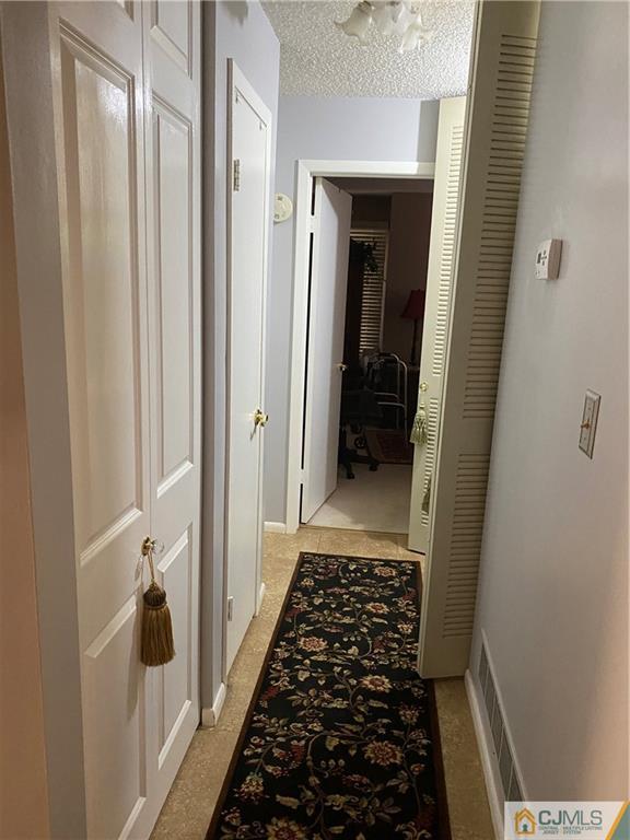 1 Carriage Place Edison, NJ 08820 - Photo 19 of 29