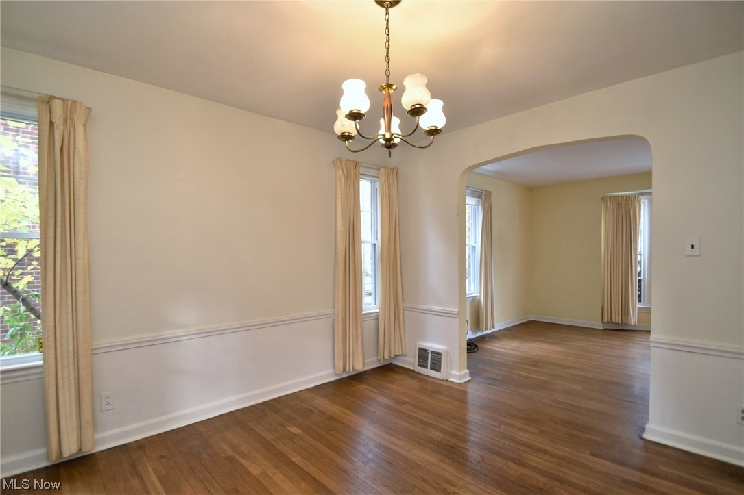 3562 Radcliffe Road Cleveland Heights, OH 44121 - Photo 8 of 30