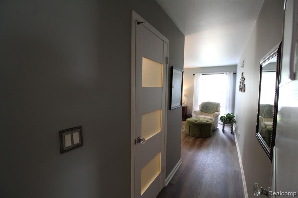 31775 Ridgeside Drive, Unit 2 Farmington Hills, MI 48334 - Photo 52 of 90