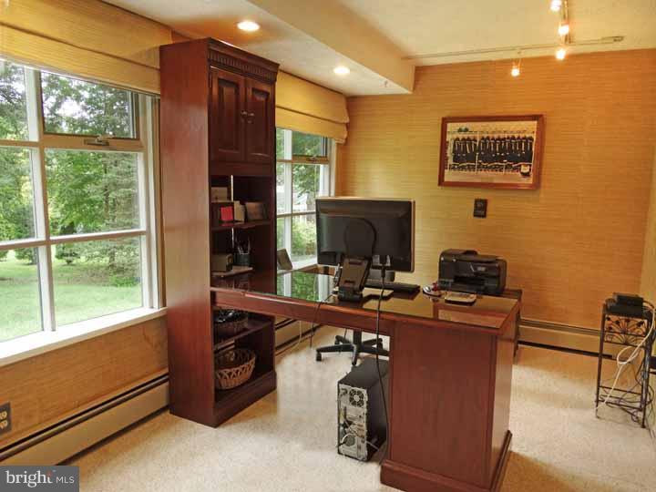 3476 Hillcroft Road Huntingdon Valley, PA 19006 - Photo 12 of 25 Office / Study