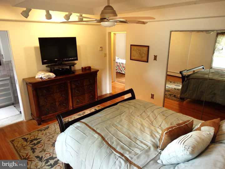 3476 Hillcroft Road Huntingdon Valley, PA 19006 - Photo 13 of 25 Master Bedroom