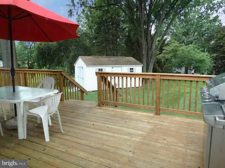 3476 Hillcroft Road Huntingdon Valley, PA 19006 - Photo 24 of 25 Deck