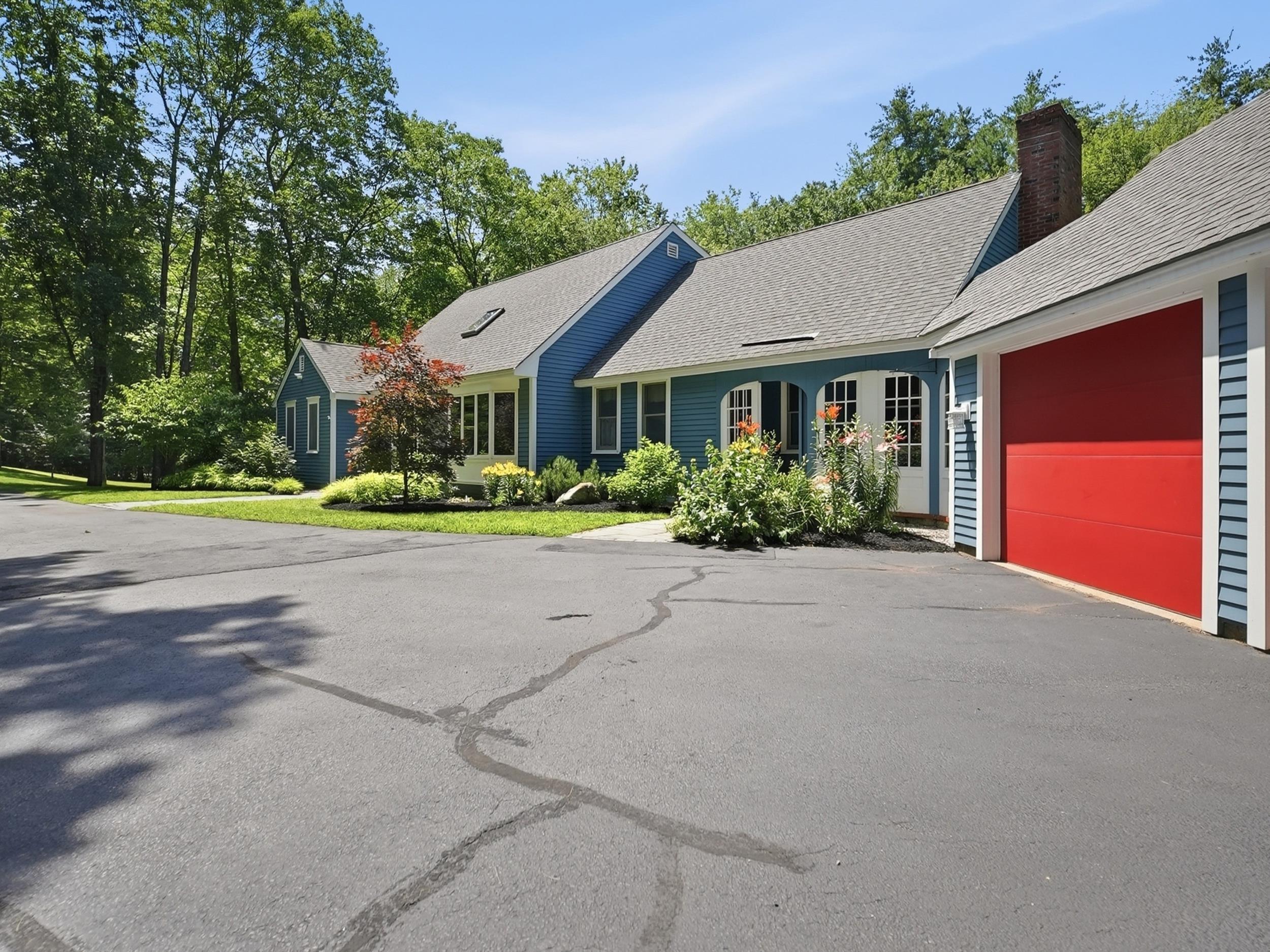 3 Indian Ridge Road Atkinson, NH 03811 - Photo 2 of 13