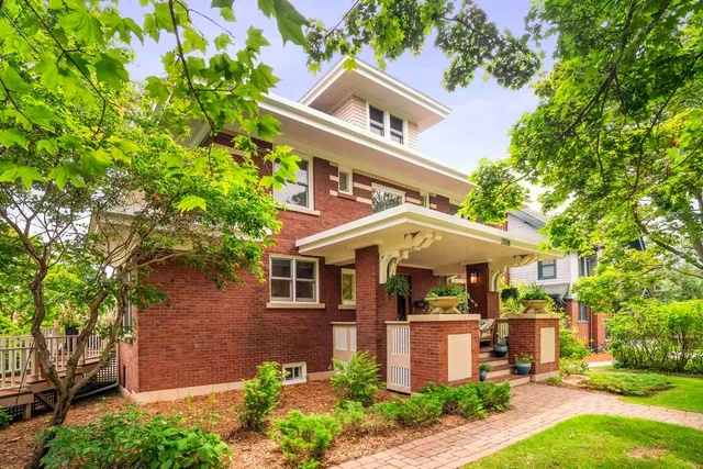 $925,000 | 2328 East 3rd Street, Duluth, MN 55812