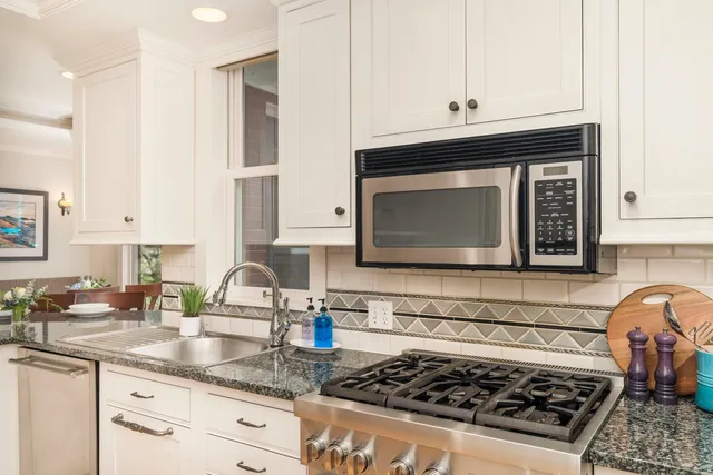 $925,000 | 2328 East 3rd Street, Duluth, MN 55812