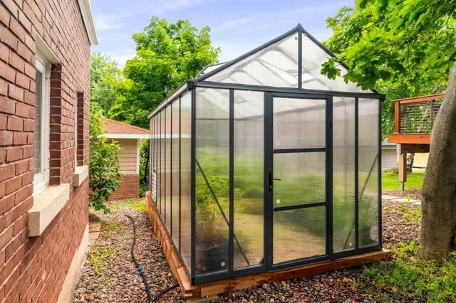 $900,000 | 2328 East 3rd Street, Duluth, MN 55812