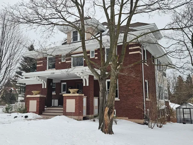 $925,000 | 2328 East 3rd Street, Duluth, MN 55812