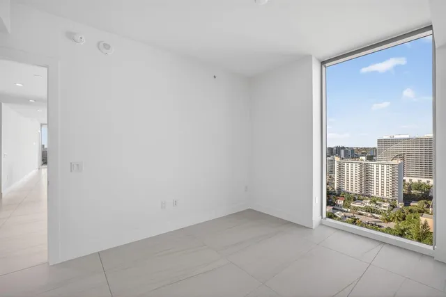 $12,500 | 151 North Seabreeze Boulevard, Unit 1803E, Fort Lauderdale, FL 33304