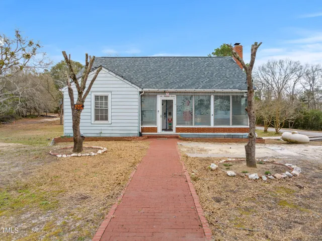 $145,000 | 607 Henderson Street, Hamlet, NC 28345