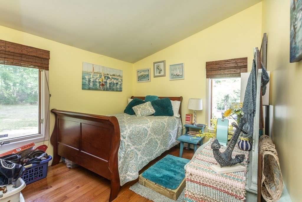 32 Ledgeview Drive Freetown, MA 02702 - Photo 11 of 22