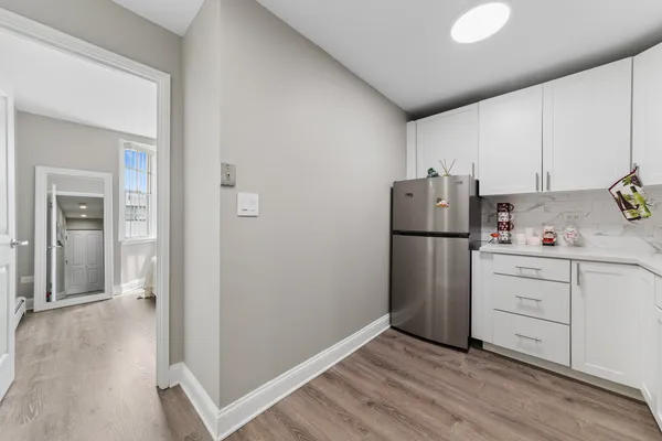 $204,000 | 5506 Lincoln Avenue, Unit A511, Morton Grove, IL 60053