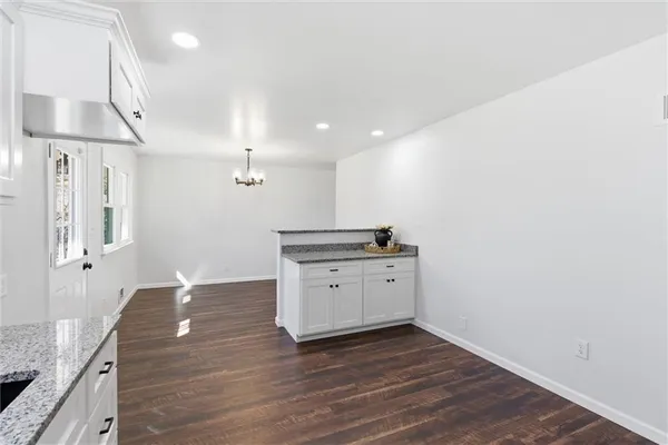 $299,000 | 2425 Northeast 38th Street, Kansas City, MO 64116