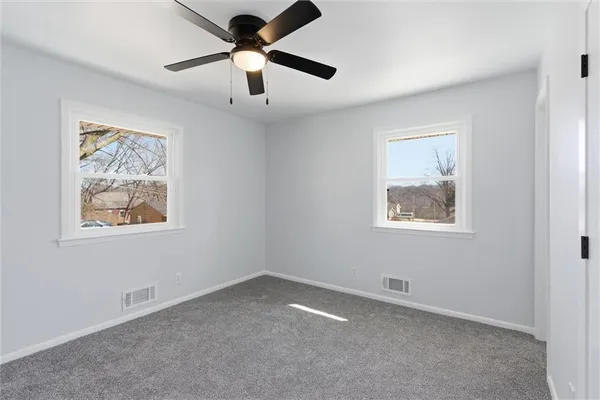 $299,000 | 2425 Northeast 38th Street, Kansas City, MO 64116