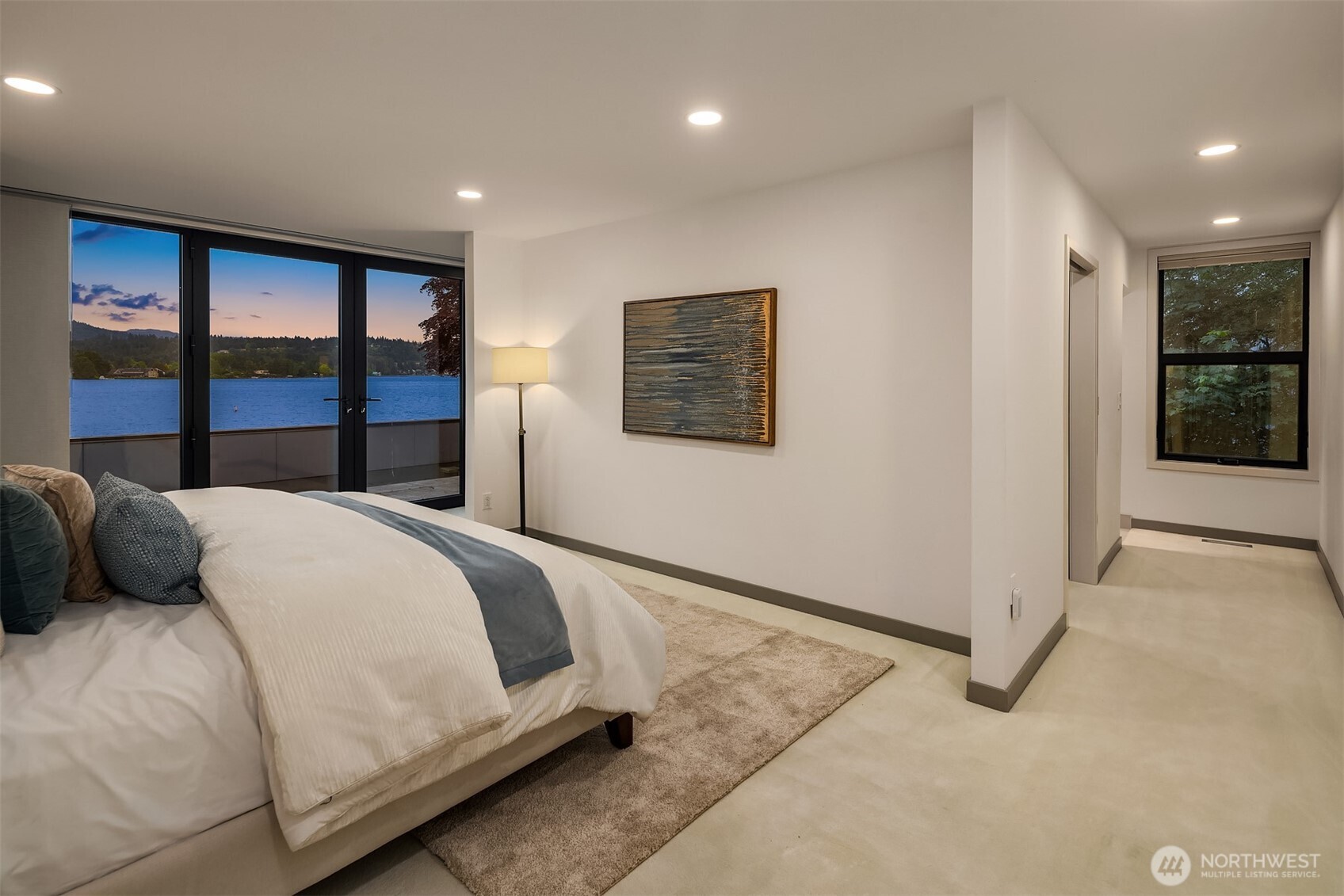 3840 East Mercer Way Mercer Island, WA 98040 - Photo 19 of 40