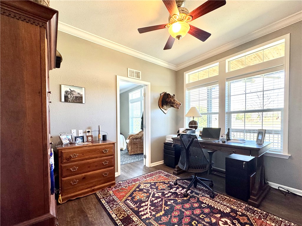 212 Holland Ford Road Pelzer, SC 29669 - Photo 16 of 46 Office