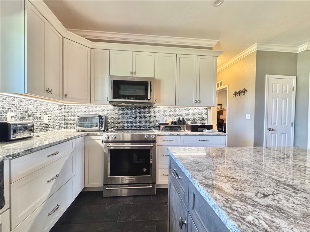 212 Holland Ford Road Pelzer, SC 29669 - Photo 6 of 46 Kitchen