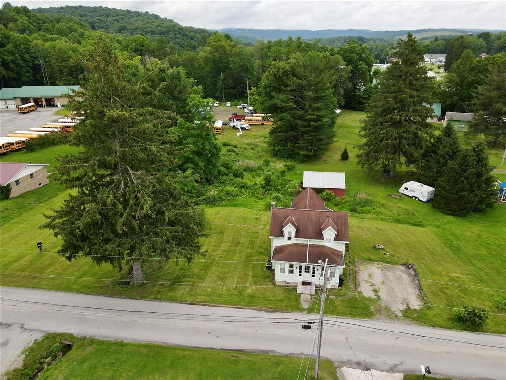 114 Stewarton Road Mill Run, PA 15464 - Photo 14 of 35