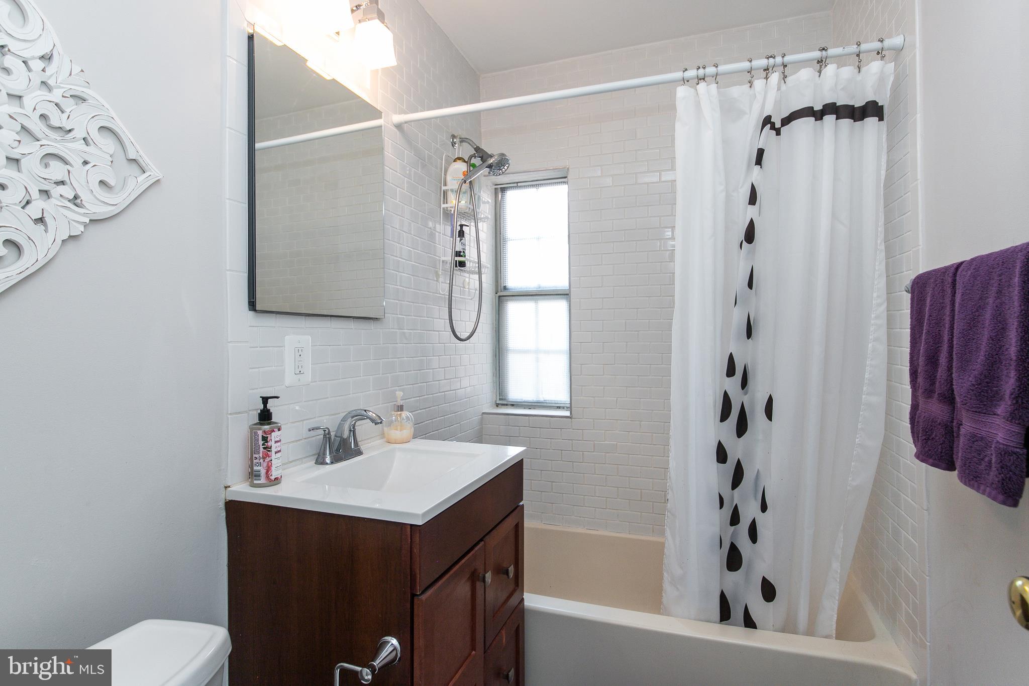1756 North Rhodes Street, Unit 6333 Arlington, VA 22201 - Photo 17 of 17