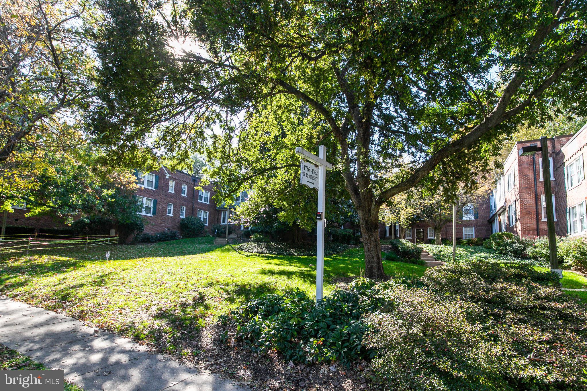 1756 North Rhodes Street, Unit 6333 Arlington, VA 22201 - Photo 4 of 17