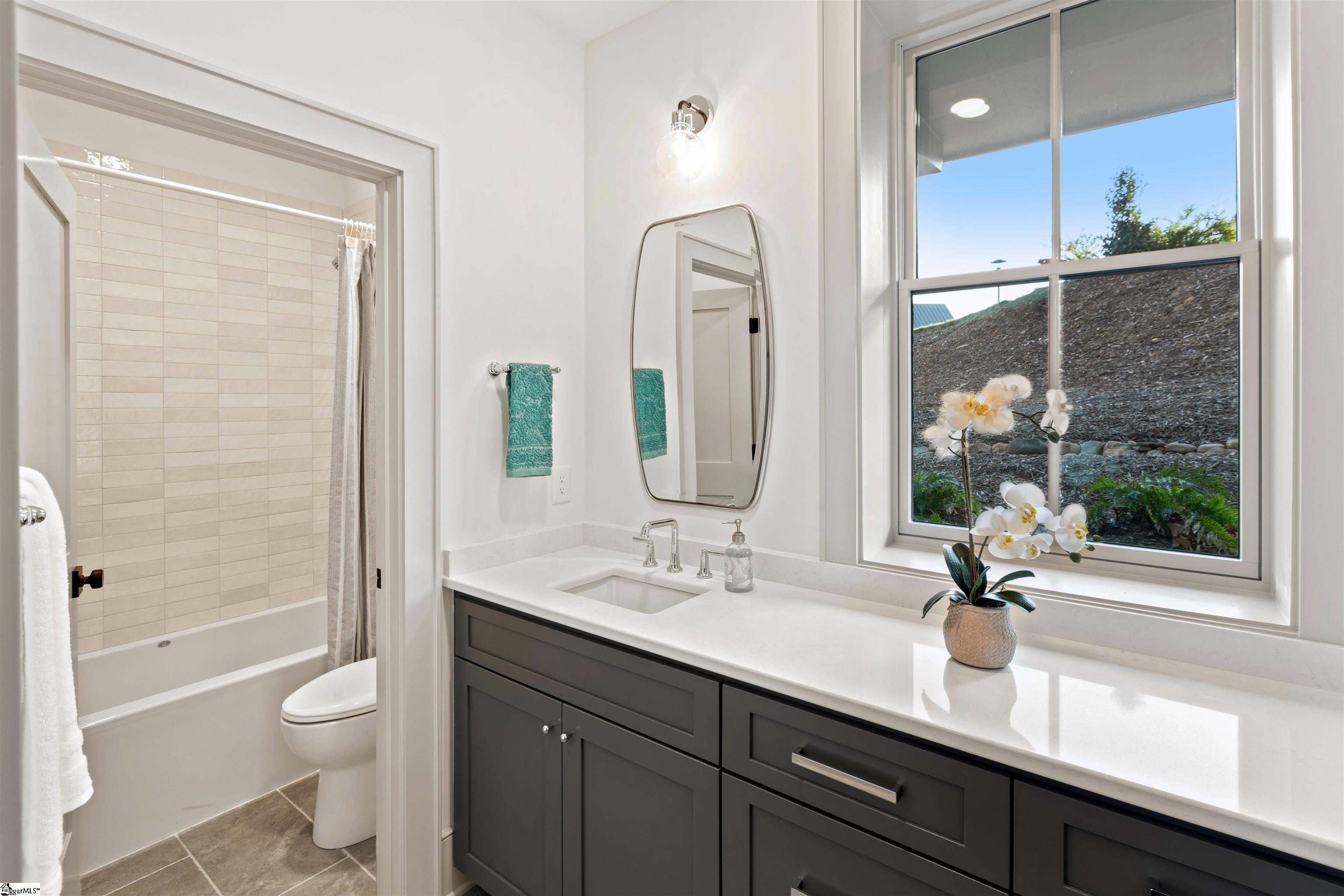 5 Dudley Place Greenville, SC 29615 - Photo 18 of 44