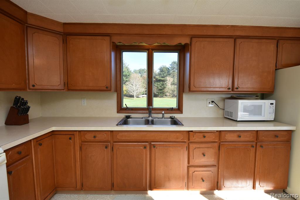 4673 Grand River Road Bancroft, MI 48414 - Photo 24 of 41 Gallery Image 24