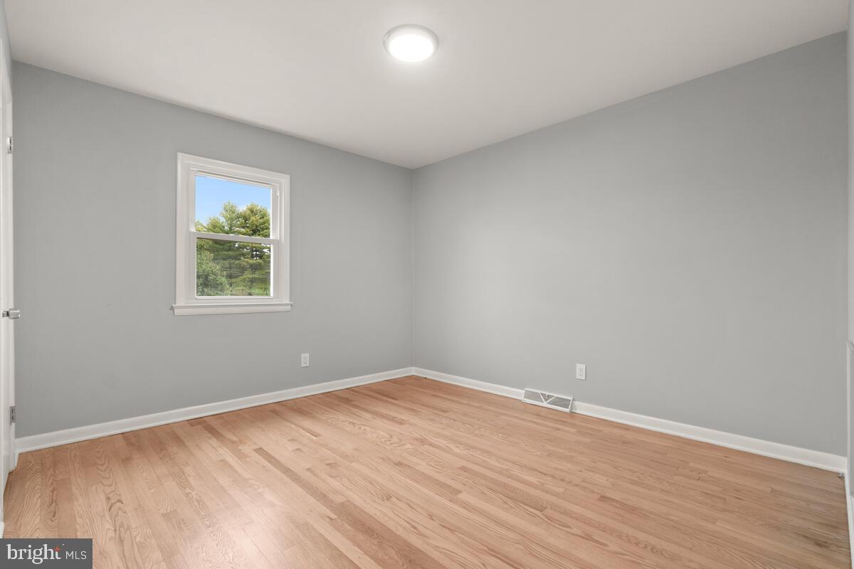 8123 Ball Road Frederick, MD 21704 - Photo 20 of 45 Bedroom 1