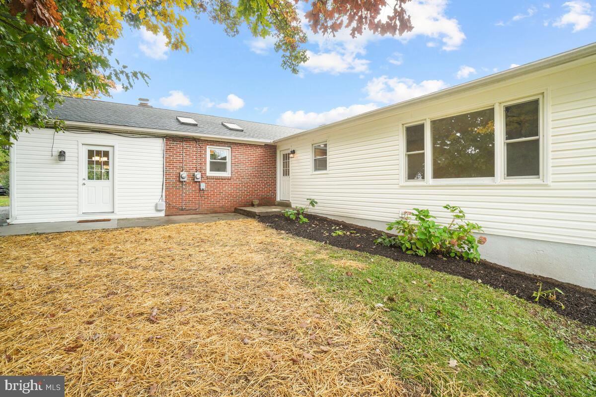 8123 Ball Road Frederick, MD 21704 - Photo 40 of 45