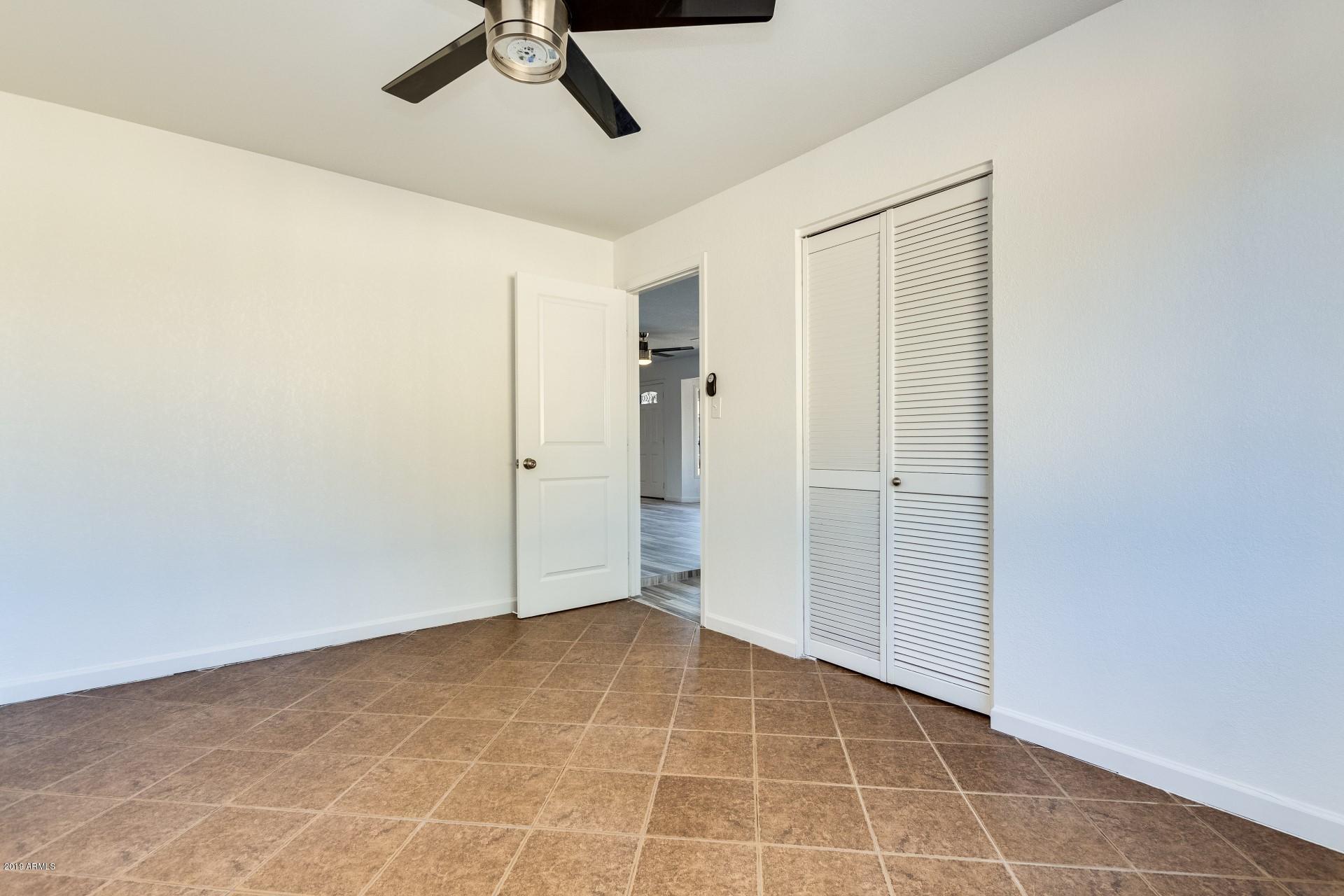 2471 East Almeria Road Phoenix, AZ 85008 - Photo 14 of 26 0012-Almeria - 2471 (10)