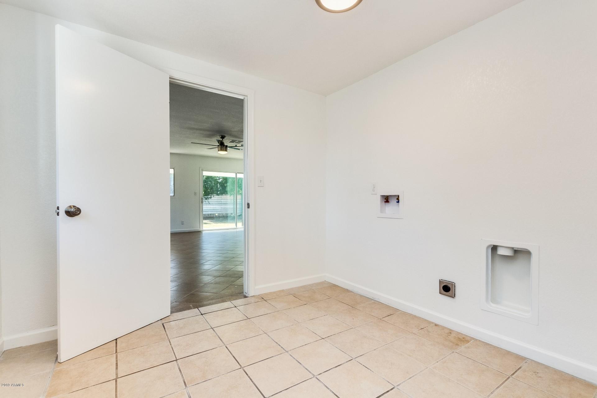 2471 East Almeria Road Phoenix, AZ 85008 - Photo 20 of 26 0017-Almeria - 2471 (16)