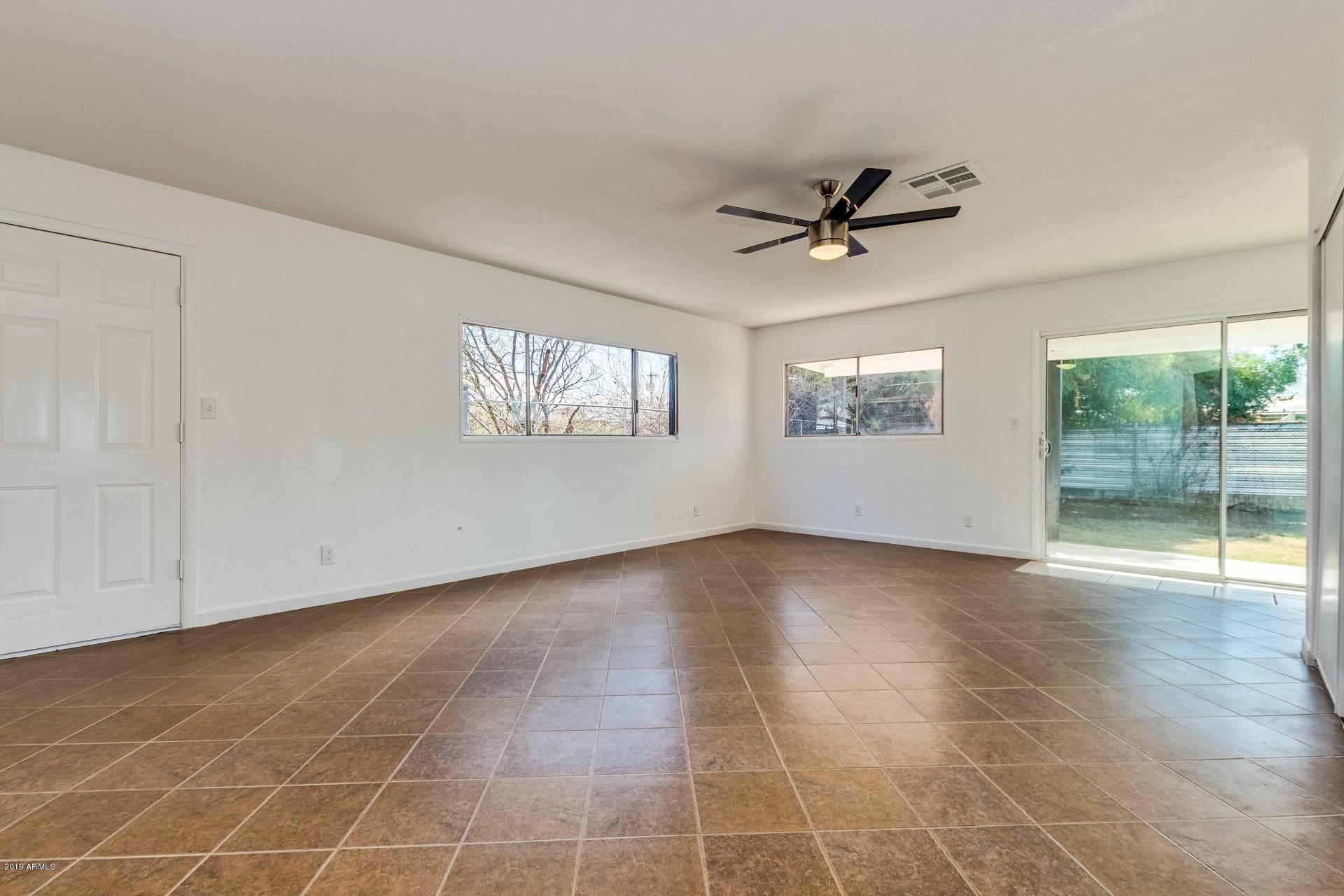 2471 East Almeria Road Phoenix, AZ 85008 - Photo 21 of 26 0004-Almeria - 2471 (1)