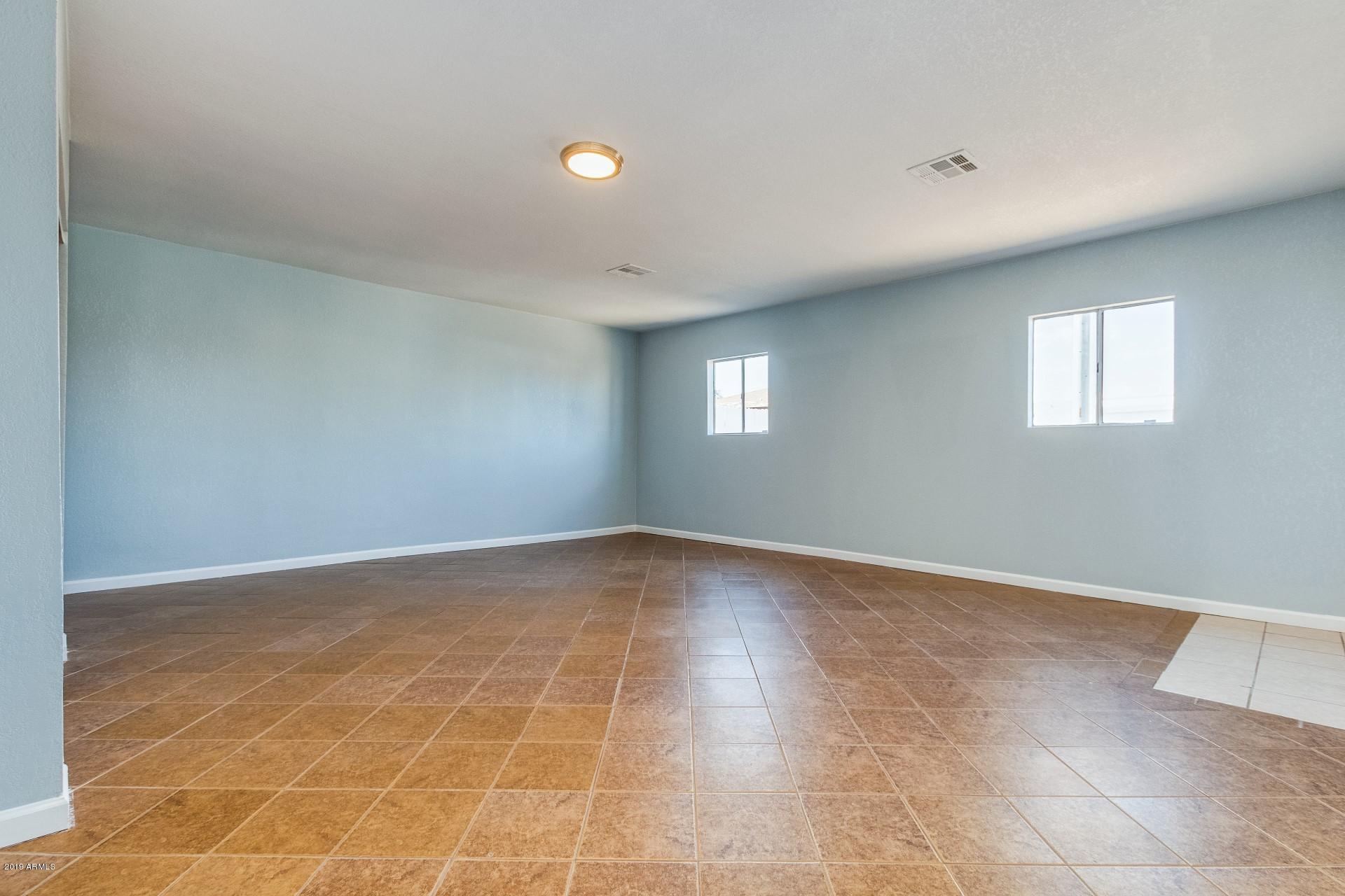2471 East Almeria Road Phoenix, AZ 85008 - Photo 23 of 26 0006-Almeria - 2471 (3)