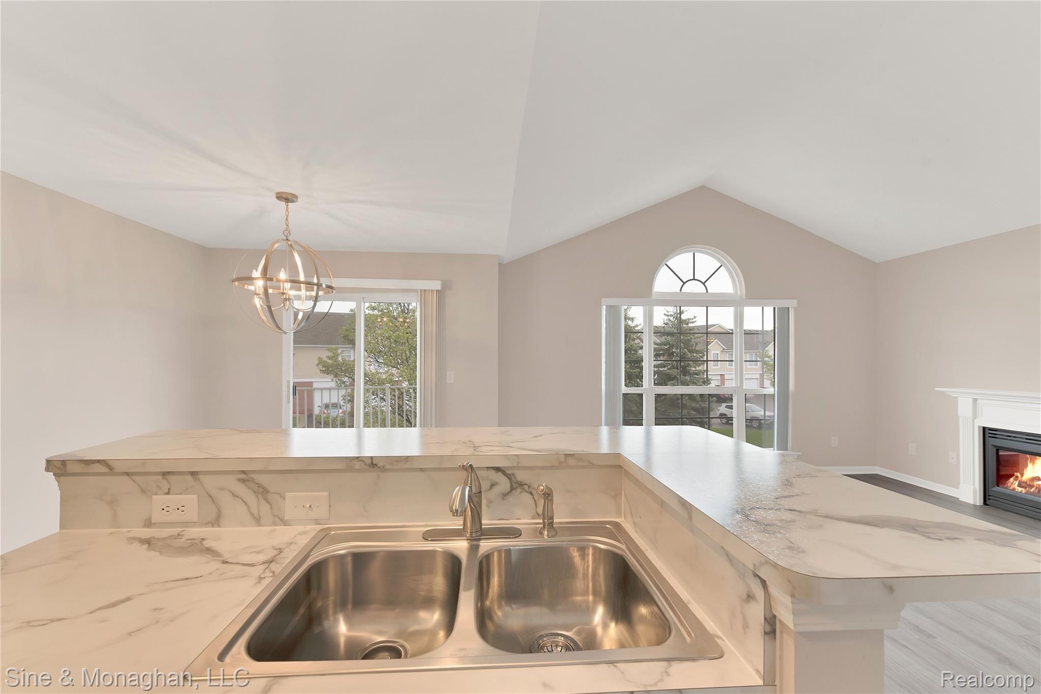 45787 Heather Ridge Drive Macomb, MI 48044 - Photo 7 of 20 HR10.jpeg