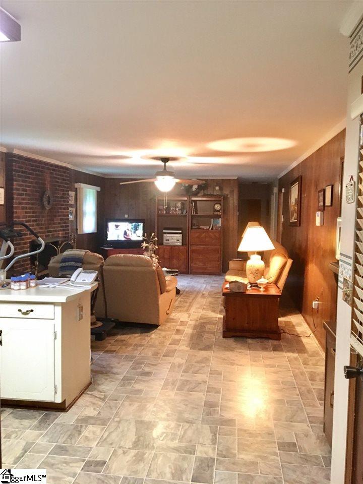 100 Brookbend Road Mauldin, SC 29662 - Photo 8 of 16 Gallery Image 8
