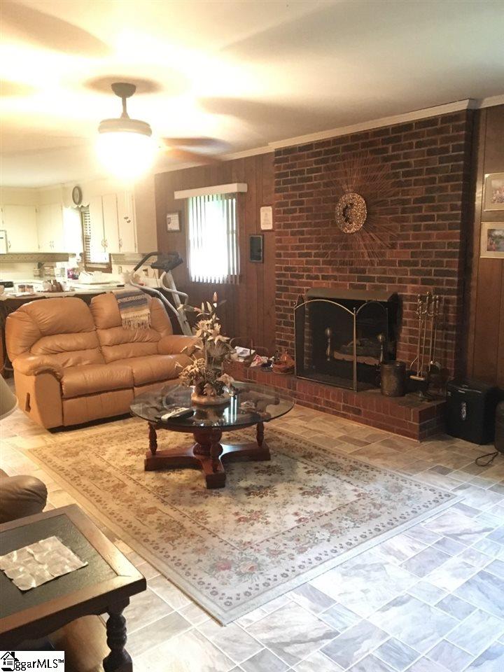 100 Brookbend Road Mauldin, SC 29662 - Photo 9 of 16 Gallery Image 9