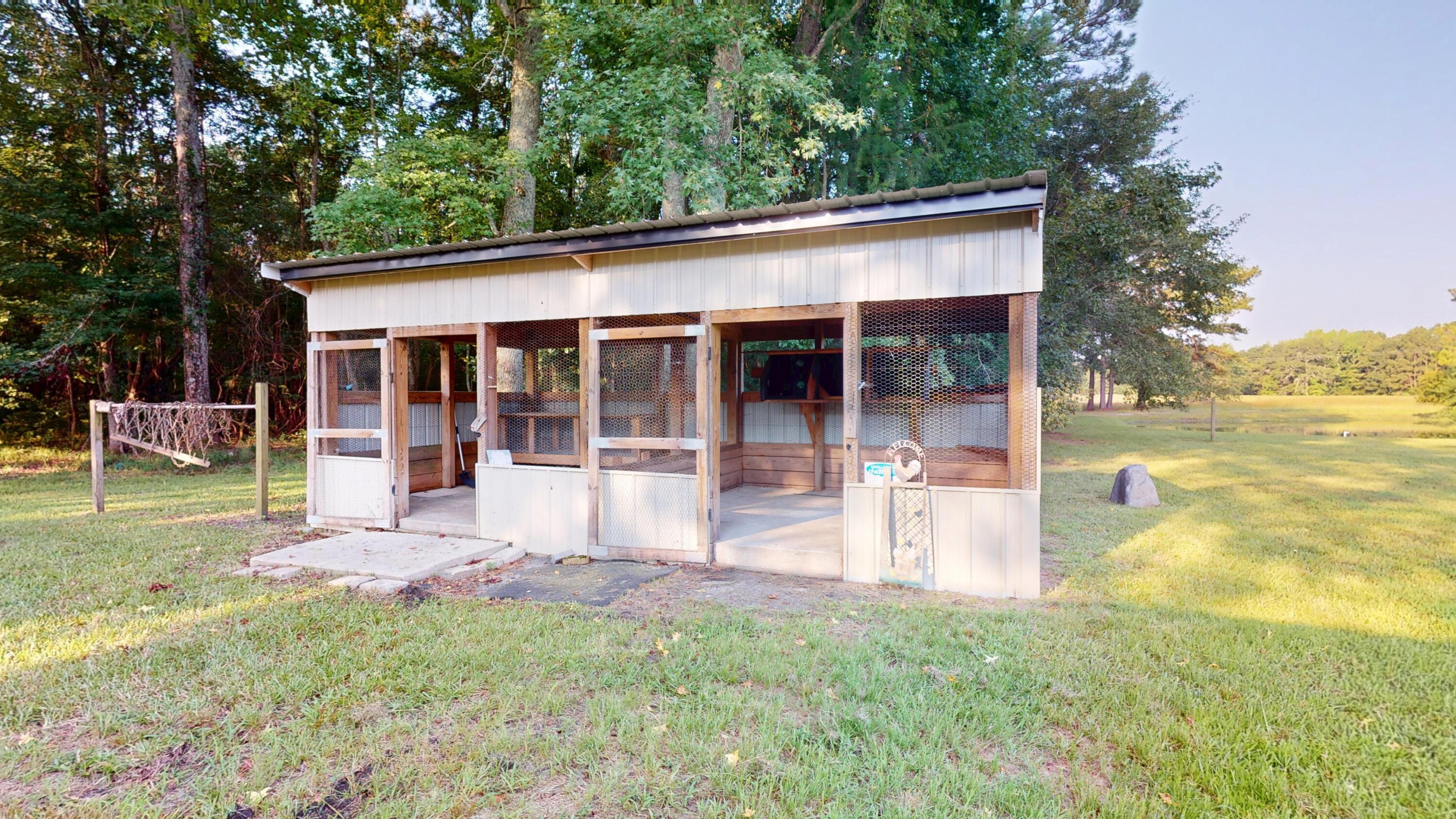 130 Loman Road Sumter, SC 29150 - Photo 93 of 102 Chicken Coop