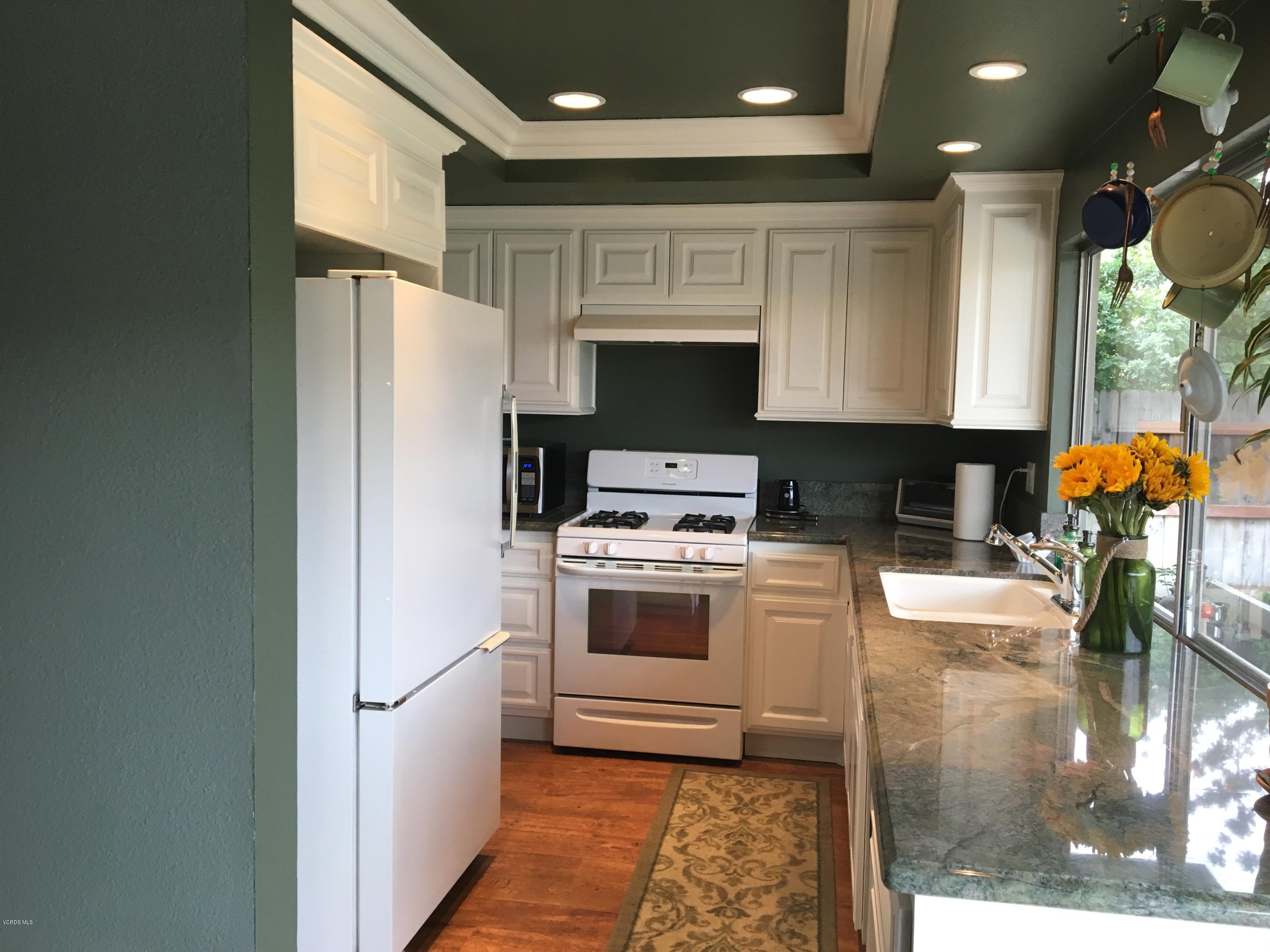 4723 Talmadge Road Moorpark, CA 93021 - Photo 11 of 31 10A-Kitchen (2)