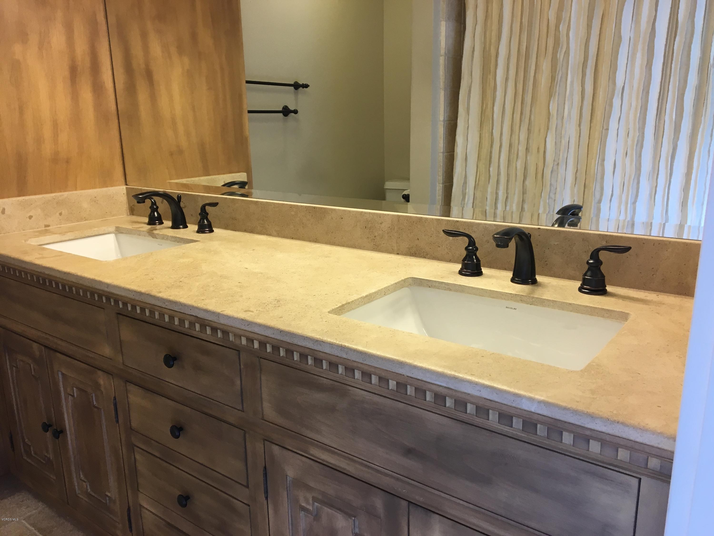 4723 Talmadge Road Moorpark, CA 93021 - Photo 23 of 31 19B-Mst Bath