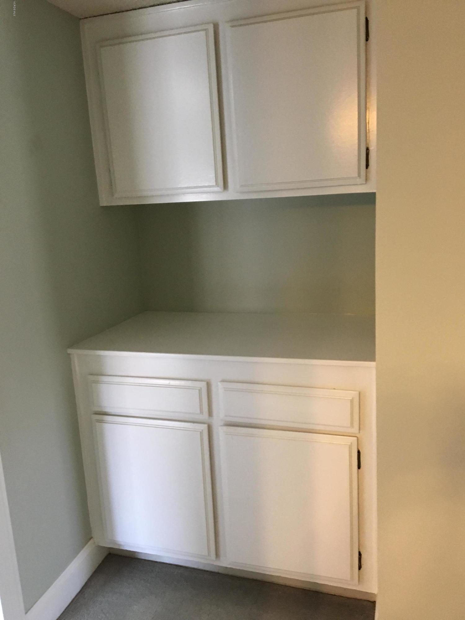 4723 Talmadge Road Moorpark, CA 93021 - Photo 25 of 31 20-Linen