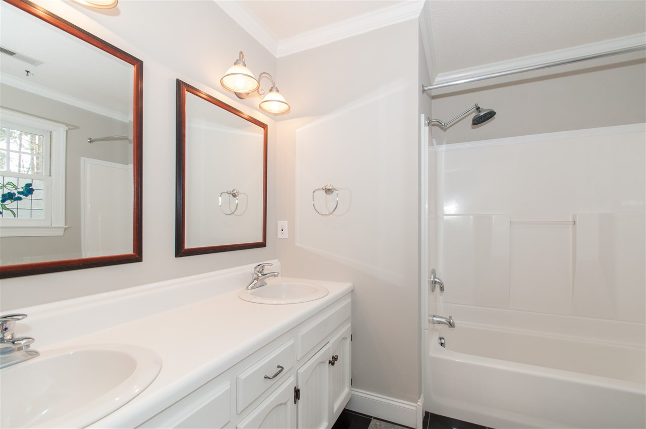 340 Sandhurst Road Raleigh, NC 27615 - Photo 20 of 25 Master Bath