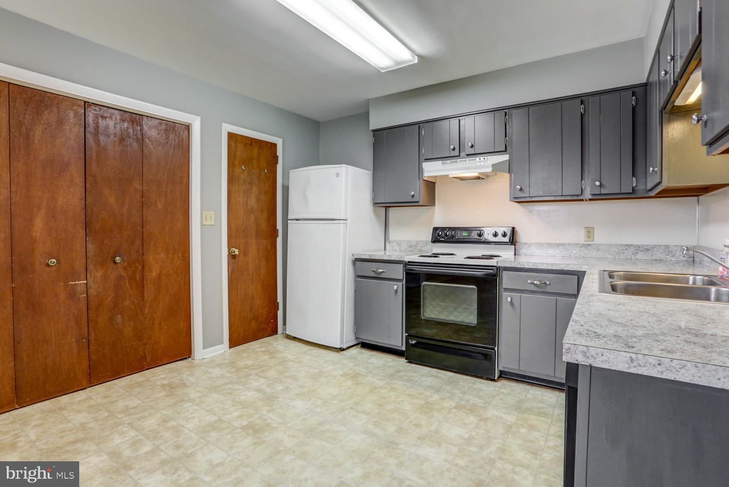 118 Noble Street Lititz, PA 17543 - Photo 19 of 40